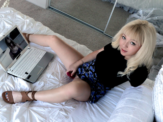 Blonde cute naughty stepsis Velvet Rain gets her wet tight vagina fucked by her stepbro then gets a nice facial cumshot right after.