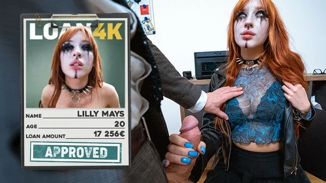 Lilly Mays lutscht und reitet den Kreditmanager in seinem Büro