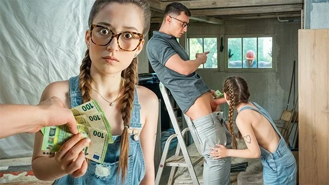Dalila Lapiedra le chupa la polla a Charlie Dean y se la folla en el bosque
