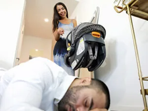 Rachels pregnant teen pussy gets creampied with cum very deeply inside her